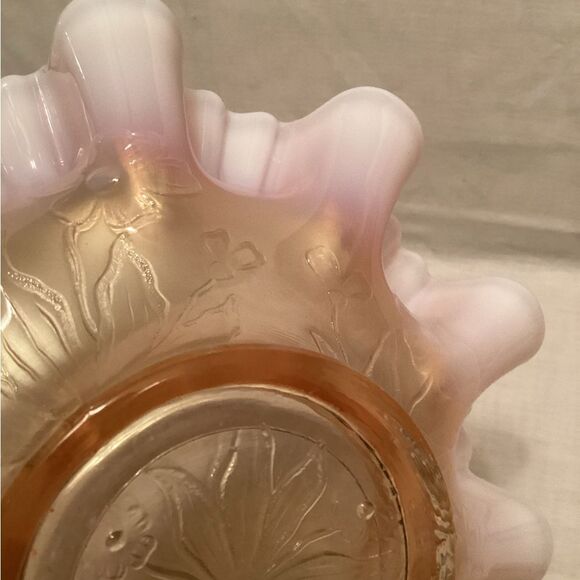 Carnival Glass Vintage Iridescent Ruffled Glass Bowl Floral Design Impressed - Picture 8 of 10